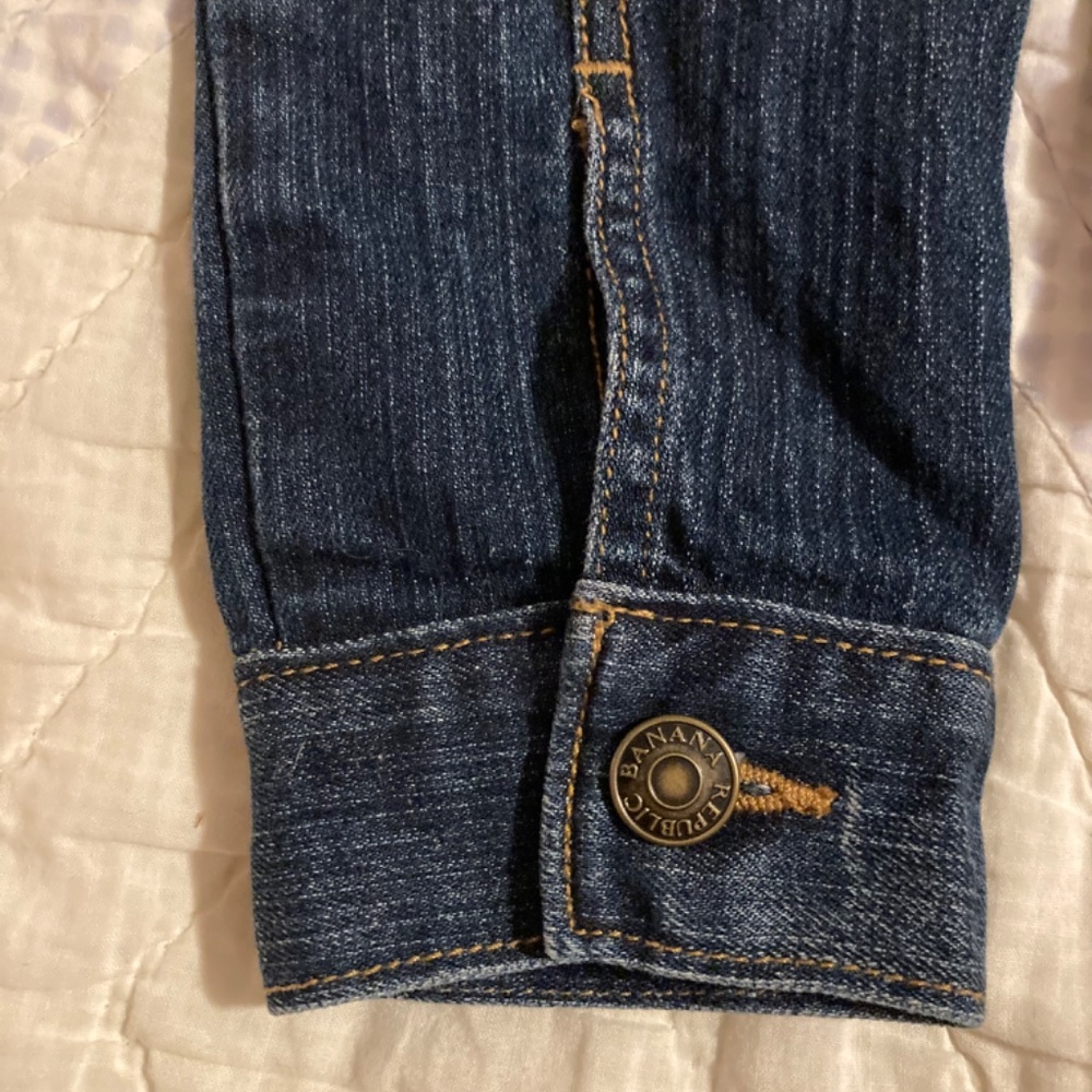 Banana Republic Essential Jean Jacket - Picture 5 of 7